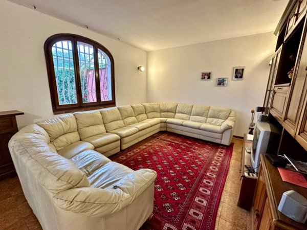 casa indipendente in vendita a Forte dei Marmi