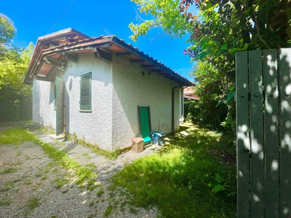 casa indipendente in vendita a Forte dei Marmi