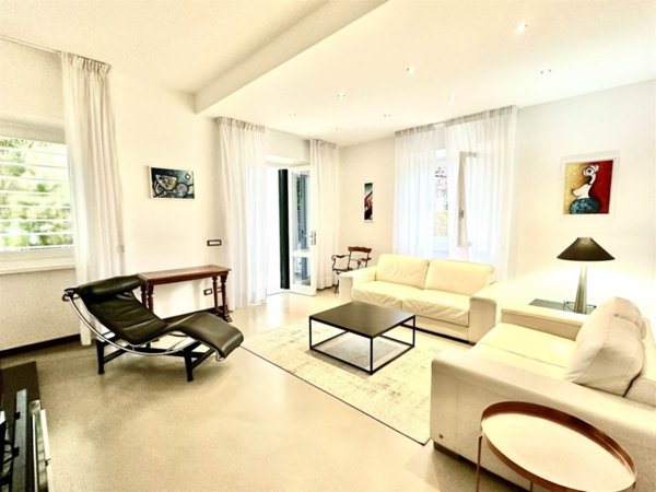 casa indipendente in vendita a Forte dei Marmi