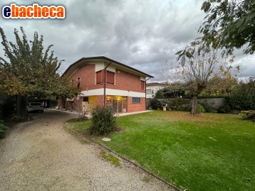 casa indipendente in vendita a Forte dei Marmi