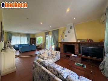casa indipendente in vendita a Forte dei Marmi