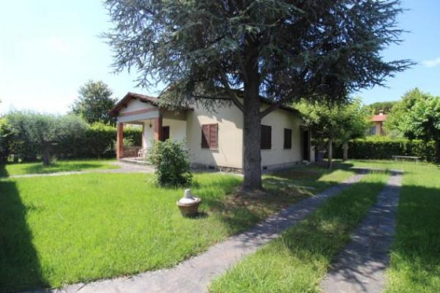 casa indipendente in vendita a Forte dei Marmi