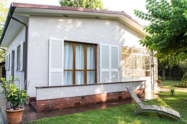 casa indipendente in vendita a Forte dei Marmi
