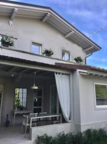 casa indipendente in vendita a Forte dei Marmi