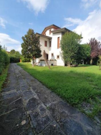 casa indipendente in vendita a Forte dei Marmi
