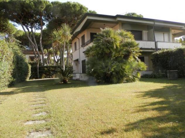 casa indipendente in vendita a Forte dei Marmi