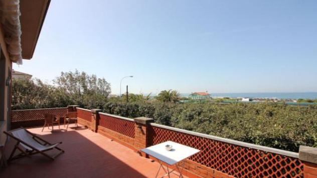 casa indipendente in vendita a Forte dei Marmi