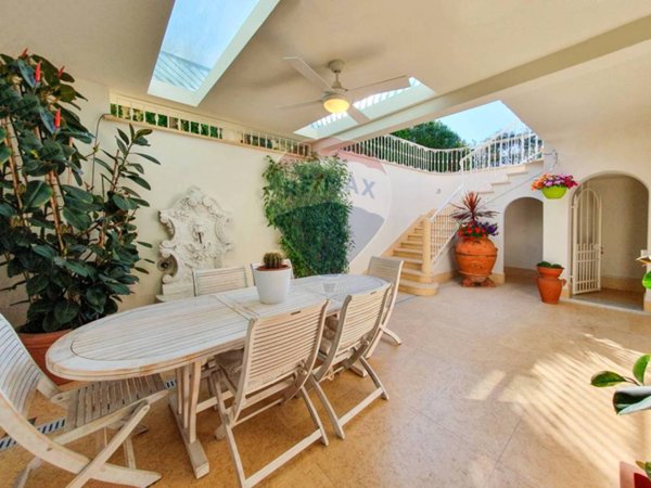 casa indipendente in vendita a Forte dei Marmi