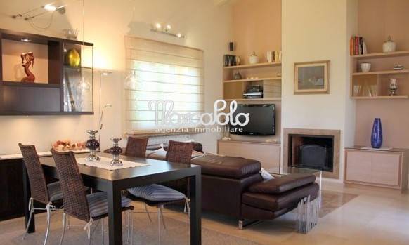 appartamento in vendita a Forte dei Marmi in zona Vittoria Apuana