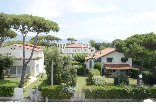 appartamento in vendita a Forte dei Marmi