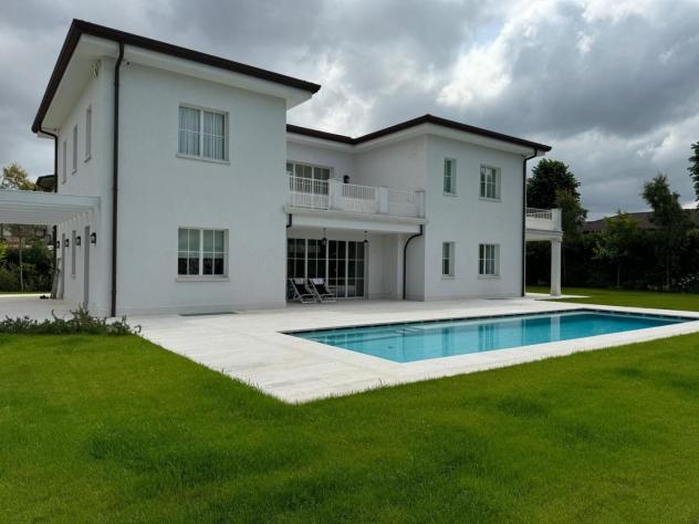 casa indipendente in vendita a Forte dei Marmi