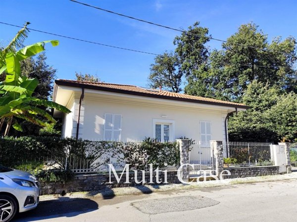 casa indipendente in vendita a Forte dei Marmi