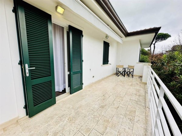 casa indipendente in vendita a Forte dei Marmi
