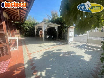 casa indipendente in vendita a Forte dei Marmi