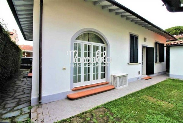 casa indipendente in vendita a Forte dei Marmi