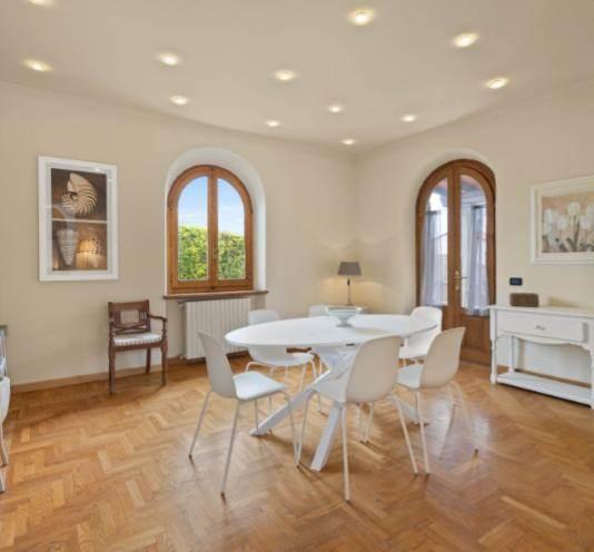 appartamento in vendita a Forte dei Marmi