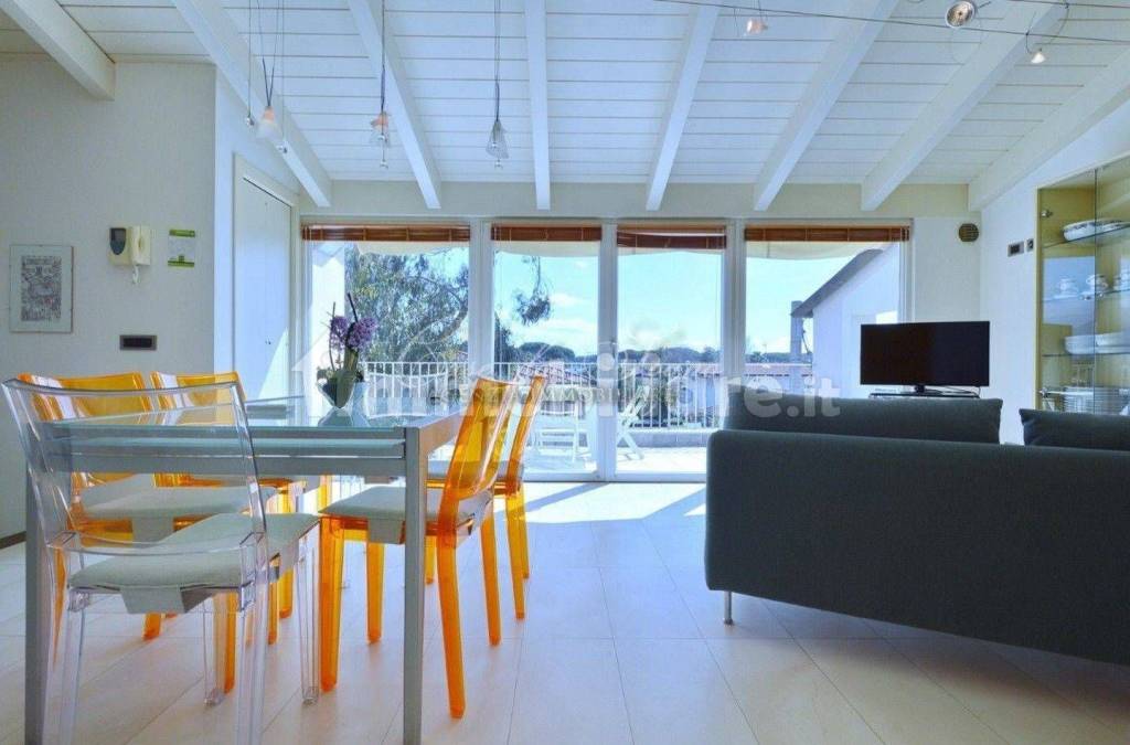 appartamento in vendita a Forte dei Marmi in zona Vittoria Apuana