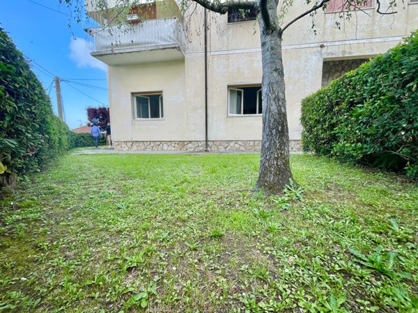 appartamento in vendita a Forte dei Marmi