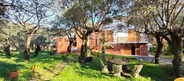 casa indipendente in vendita a Forte dei Marmi