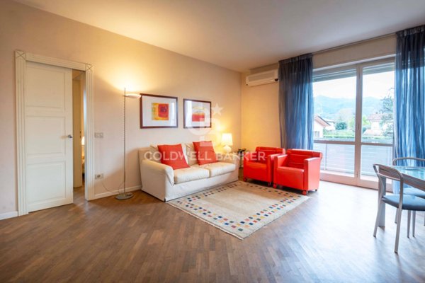 appartamento in vendita a Forte dei Marmi in zona Vittoria Apuana