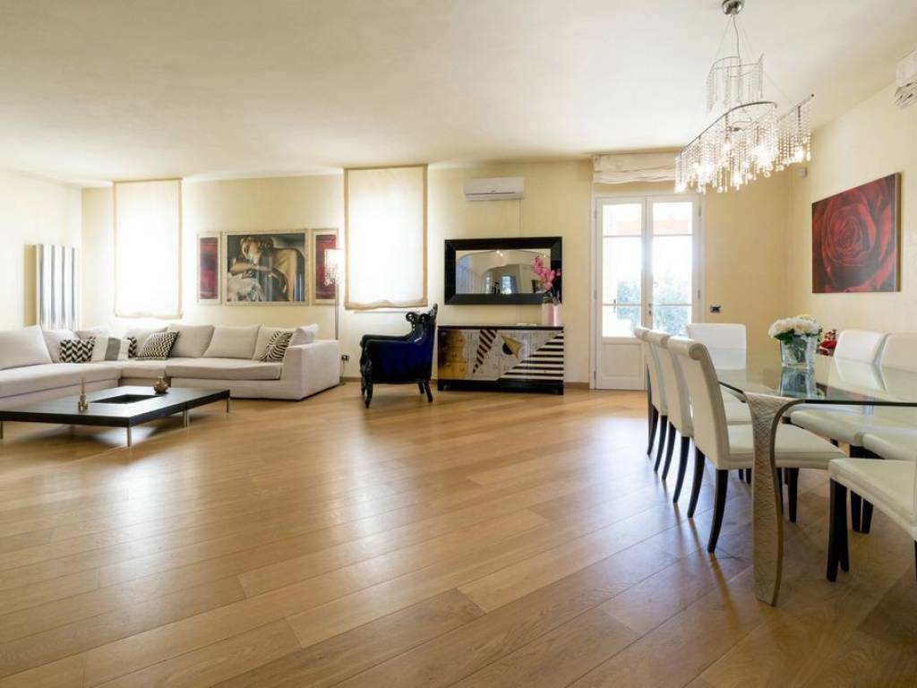 casa indipendente in vendita a Forte dei Marmi
