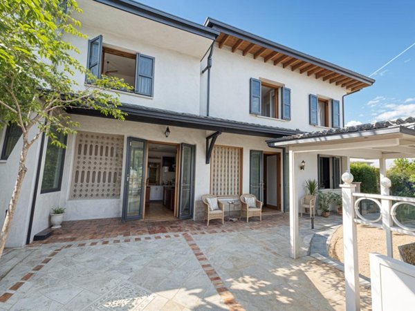 casa indipendente in vendita a Forte dei Marmi