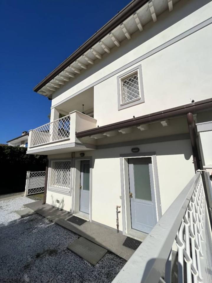 casa indipendente in vendita a Forte dei Marmi