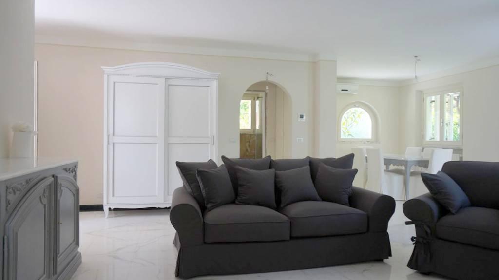 casa indipendente in vendita a Forte dei Marmi