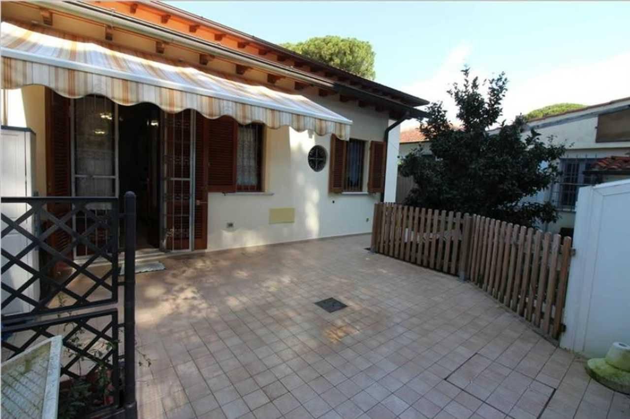 casa indipendente in vendita a Forte dei Marmi