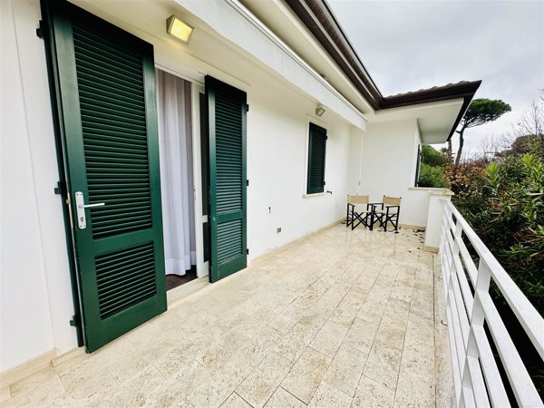 casa indipendente in vendita a Forte dei Marmi