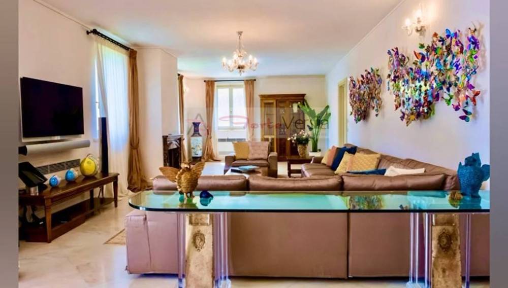 casa indipendente in vendita a Forte dei Marmi