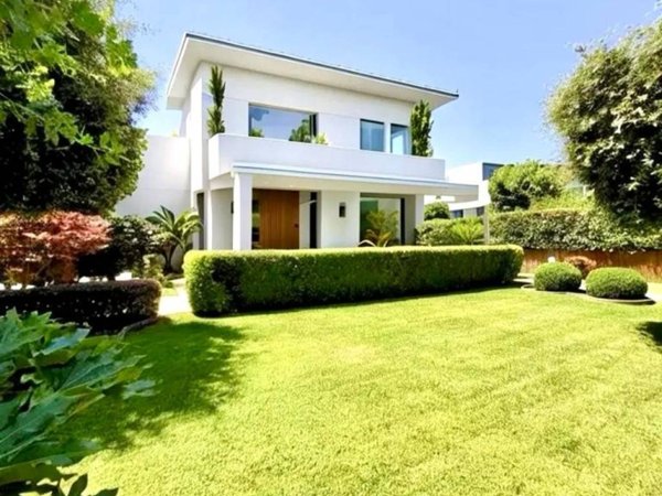 casa indipendente in vendita a Forte dei Marmi in zona Vittoria Apuana