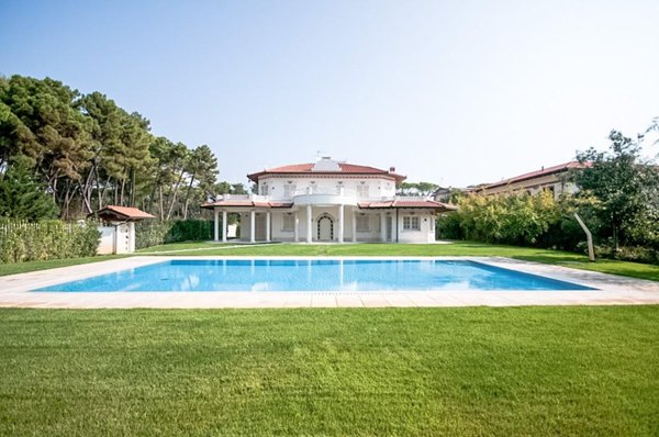 casa indipendente in vendita a Forte dei Marmi