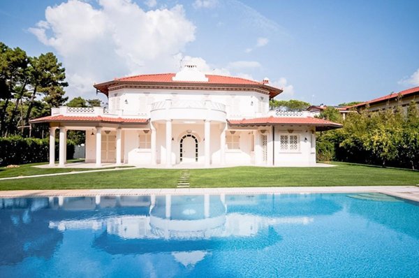 casa indipendente in vendita a Forte dei Marmi