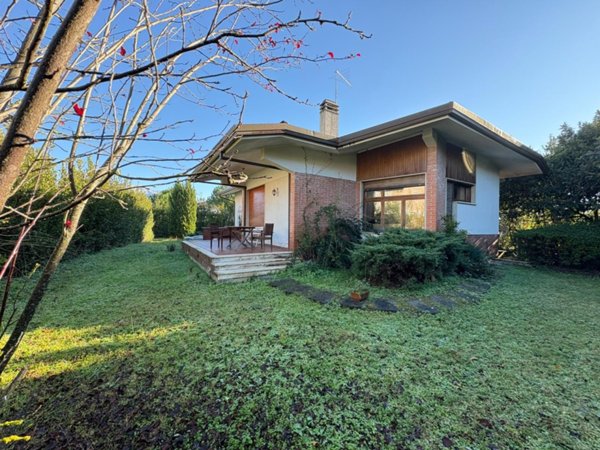 casa indipendente in vendita a Forte dei Marmi