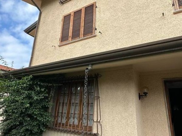 casa indipendente in vendita a Forte dei Marmi