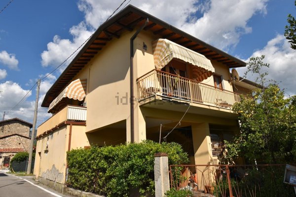 appartamento in vendita a Forte dei Marmi in zona Vaiana
