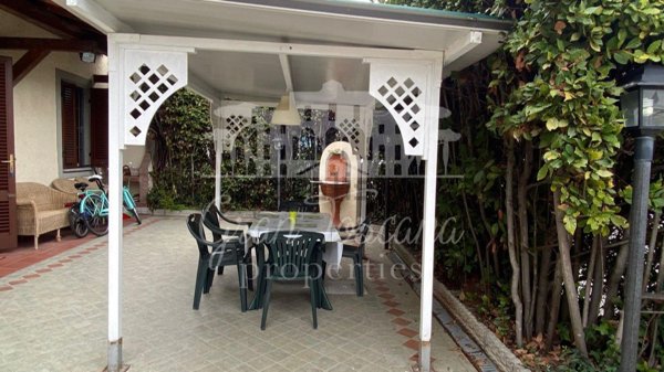 casa indipendente in vendita a Forte dei Marmi
