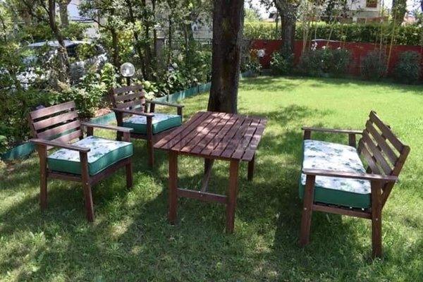 casa indipendente in vendita a Forte dei Marmi in zona Vittoria Apuana