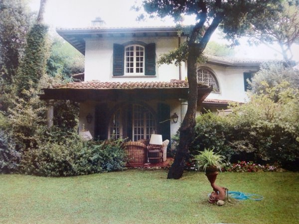 casa indipendente in vendita a Forte dei Marmi