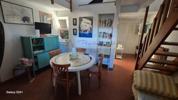 casa indipendente in vendita a Forte dei Marmi in zona Vittoria Apuana