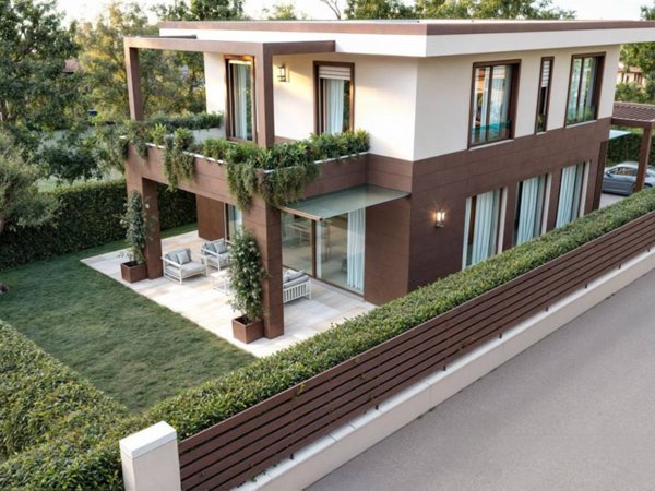 casa indipendente in vendita a Forte dei Marmi