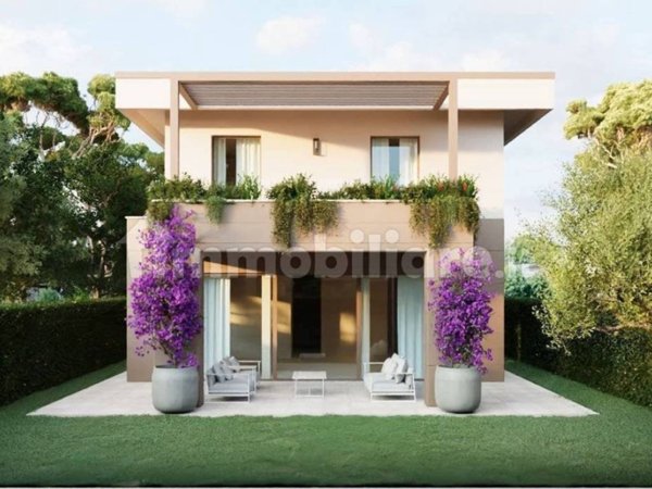 casa indipendente in vendita a Forte dei Marmi