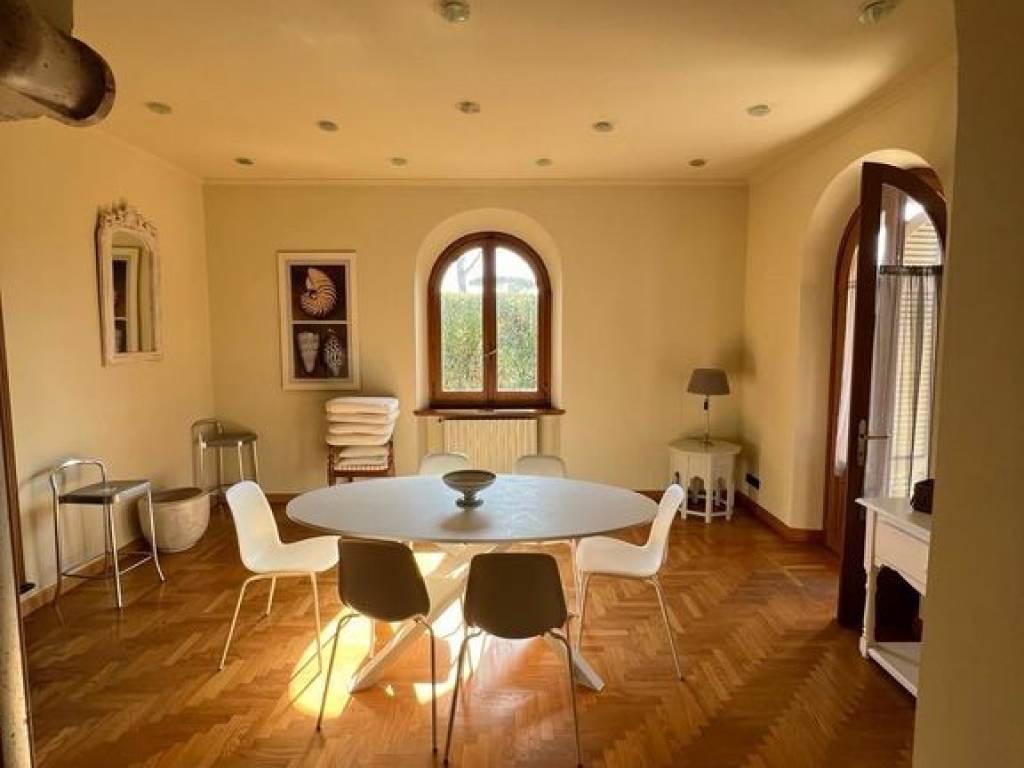 casa indipendente in vendita a Forte dei Marmi