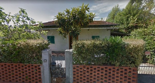 pentavano in vendita a Forte dei Marmi