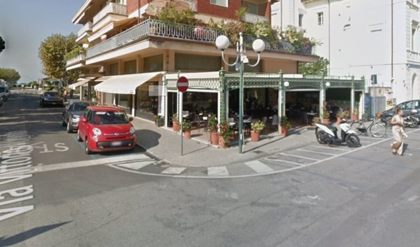 trivano in vendita a Forte dei Marmi