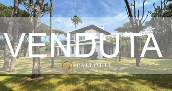 casa indipendente in vendita a Forte dei Marmi