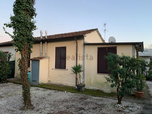 casa indipendente in vendita a Forte dei Marmi