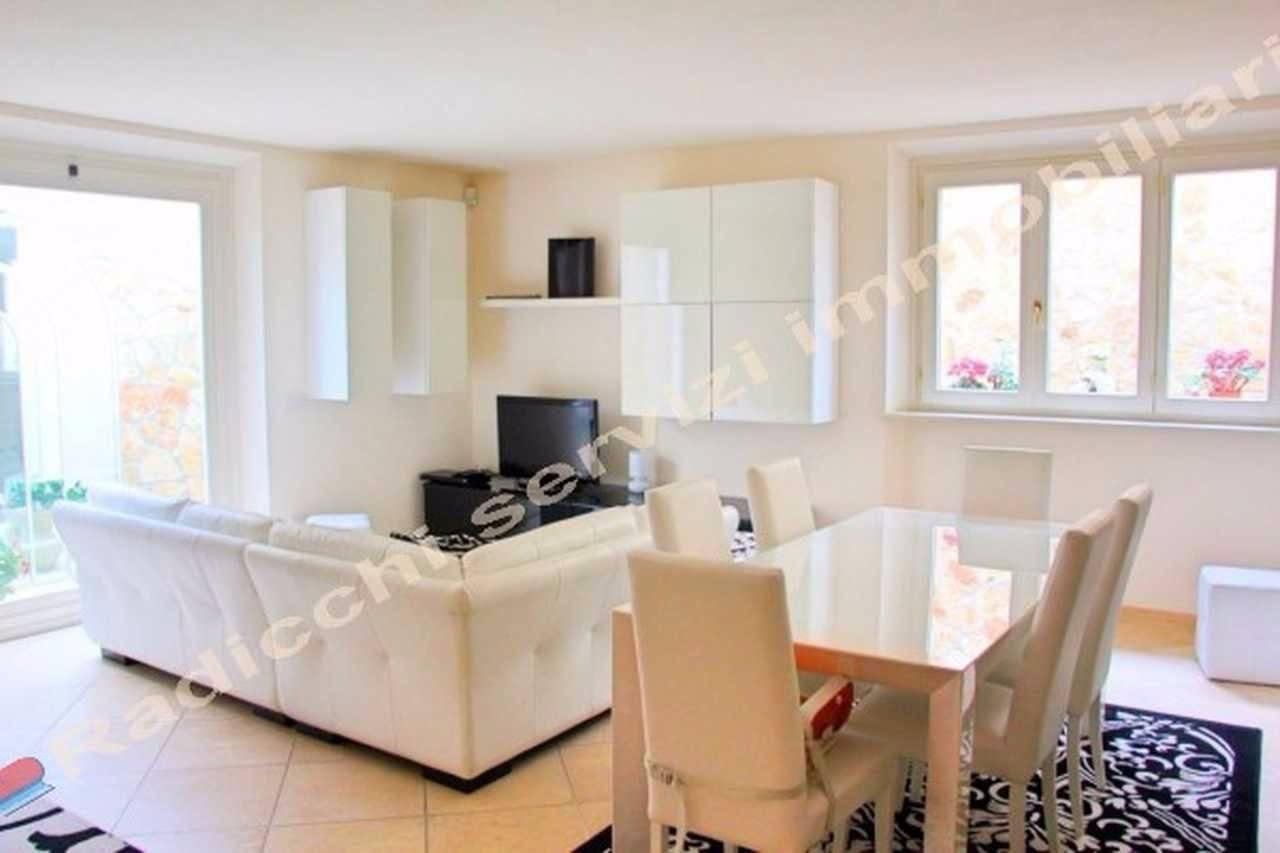 casa indipendente in vendita a Forte dei Marmi