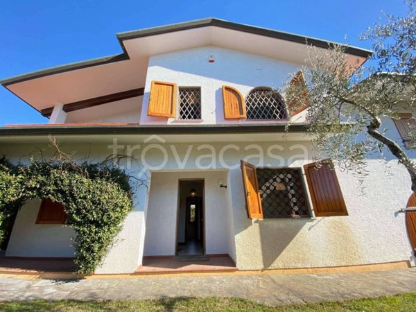 casa indipendente in vendita a Forte dei Marmi